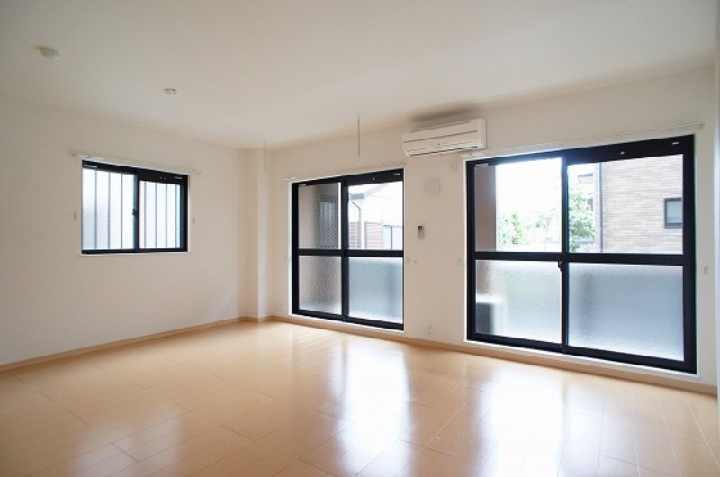 居室・リビング　図面と現状に相違がある場合には現状を優先