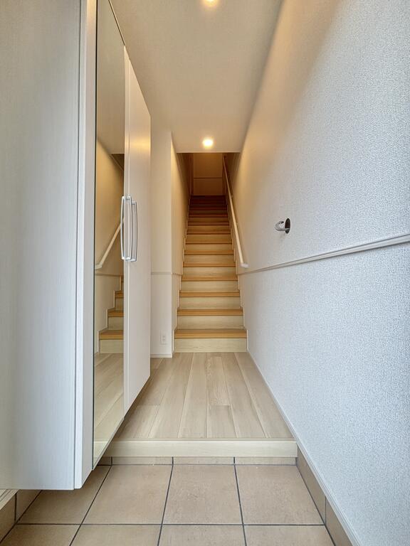 玄関　同タイプ流用