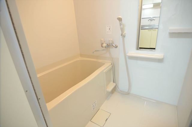 バス・シャワールーム　浴室