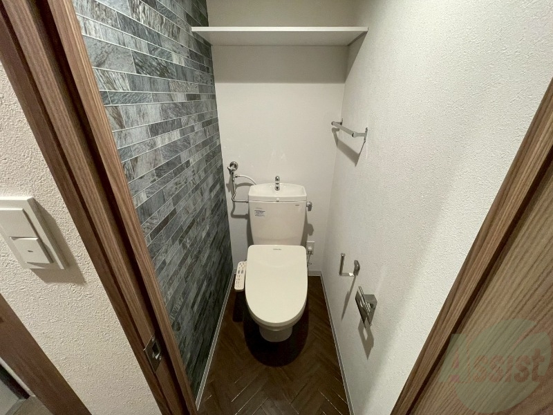 トイレ　シャワートイレになっているので快適です！