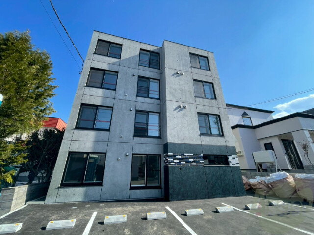 建物外観　西区西野１条「Ｐａｒｔｅｎｚａ」