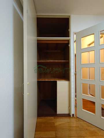 収納　香山ビル