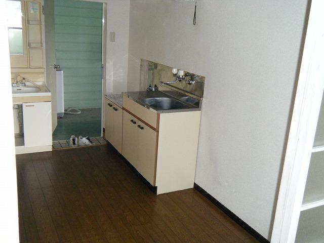 キッチン　実際のお部屋とは異なることがあります。