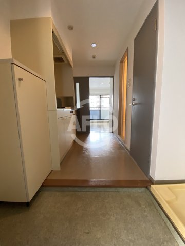 玄関　カランドリエ　玄関