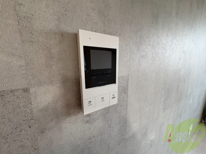 セキュリティ　ＴＶモニター付インターホンです。来客者の顔が見えるので安心！