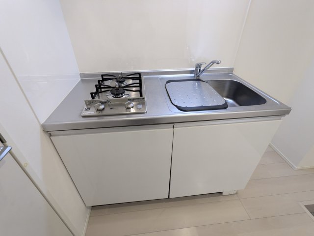 キッチン　コンパクトなキッチンで掃除もラクラク