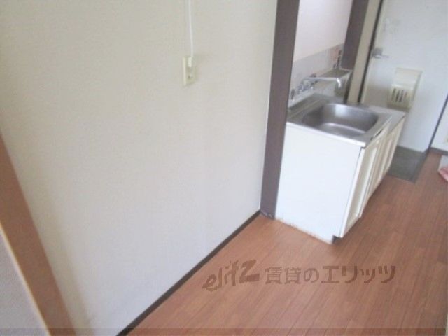 その他設備　冷蔵庫置場