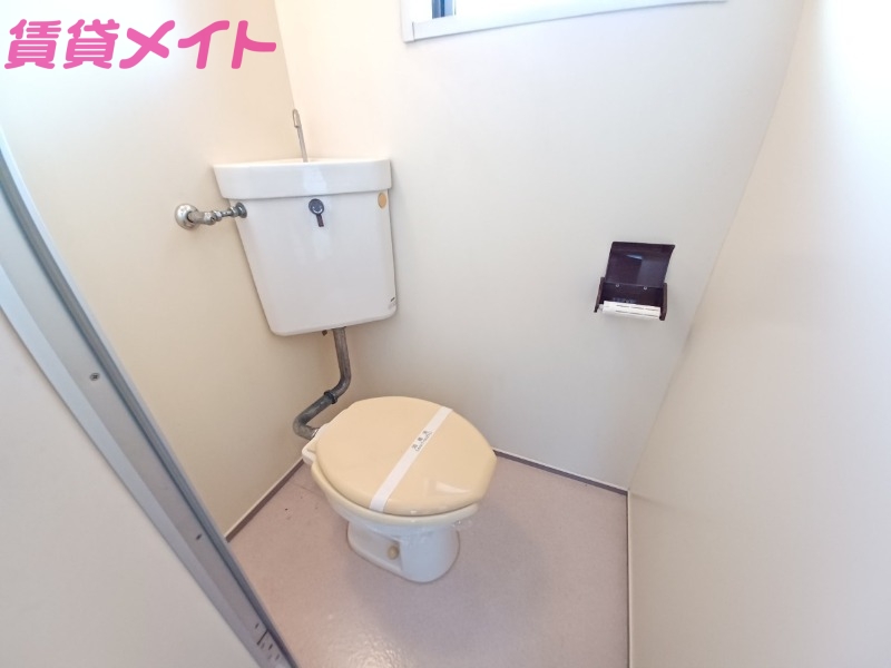 トイレ　同物件別室画像