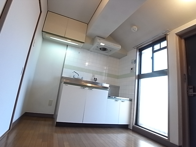 居室・リビング　キッチン