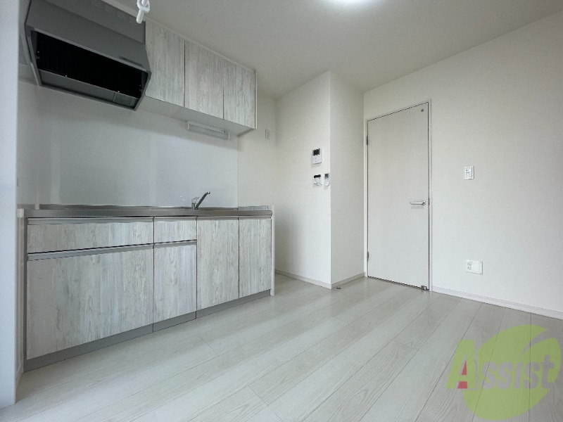 居室・リビング　リビングは朝の陽当たりがとても良い物件です。