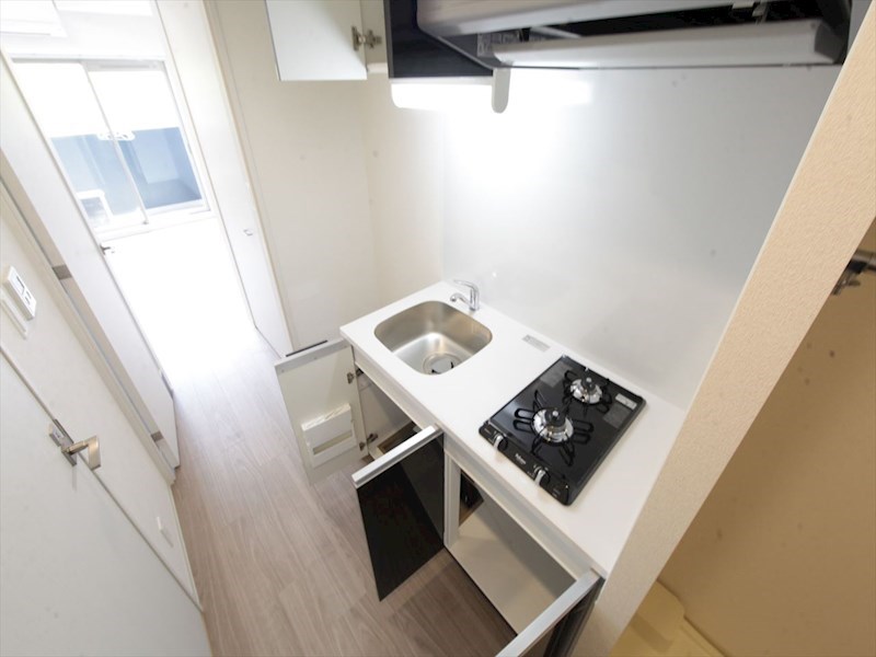 キッチン　システムキッチン（ガス2口コンロ付）