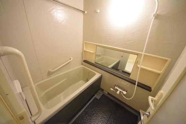 バス・シャワールーム　お風呂