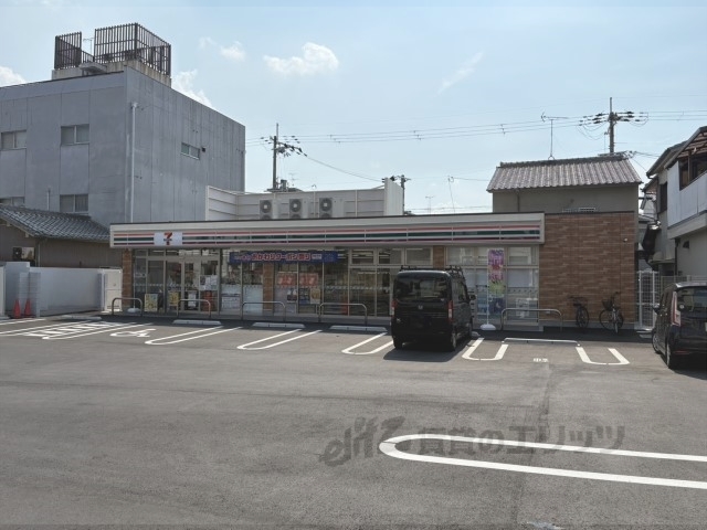 コンビニ　セブンイレブン大和高田内本町店（コンビニ）まで450m