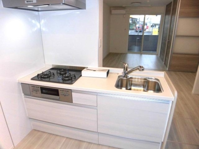 バス・シャワールーム　１０２　暖房換気乾燥機付き浴室