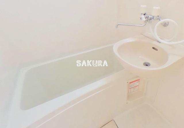 バス・シャワールーム　日々の疲れを癒すお風呂です♪