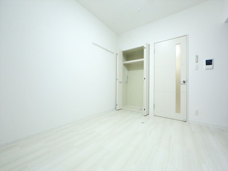 居室・リビング　洋室7帖　クローゼット付（収納充実してます）