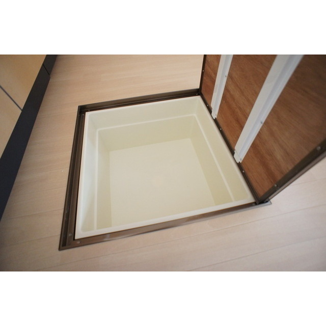 その他　床下収納も完備