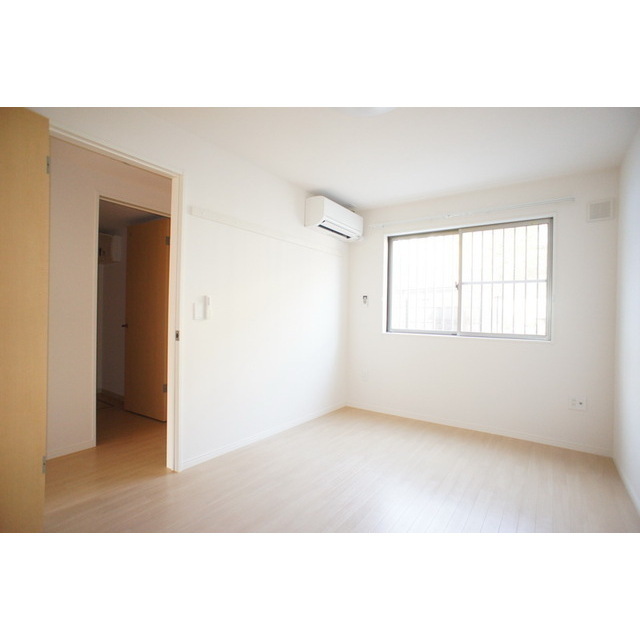 その他部屋・スペース　エアコン２台☆