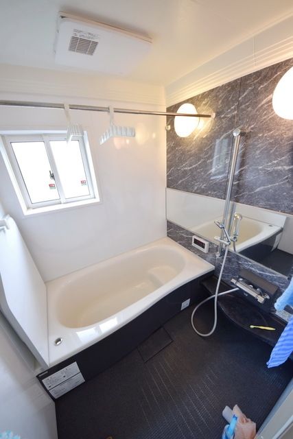 バス・シャワールーム　★追焚機能・浴室乾燥機もついております★