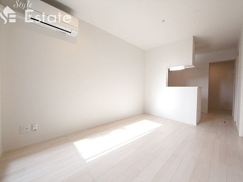 居室・リビング　同仕様写真