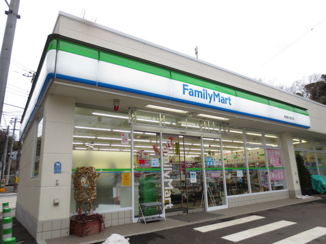 コンビニ　ファミリーマート光風台店（コンビニ）まで650m