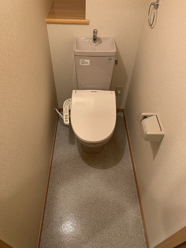 トイレ　温水専用便座