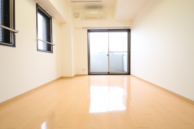 居室・リビング　※別室の参考写真の為、現況優先です。