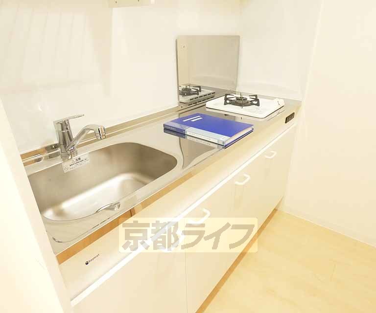 キッチン　広めのキッチンです。