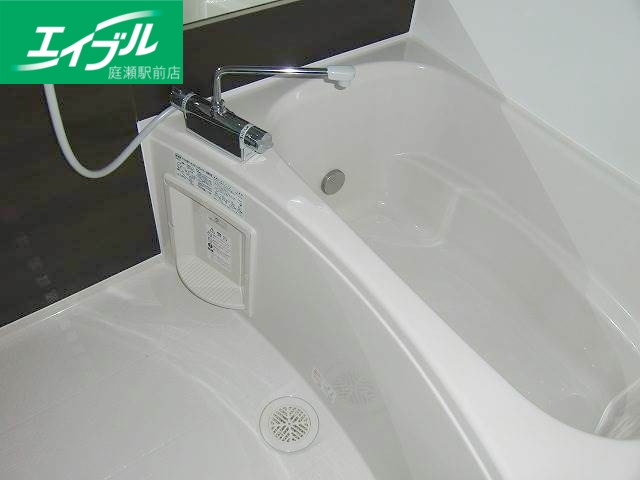 バス・シャワールーム　別の類似物件の写真です。実際とは異なります。