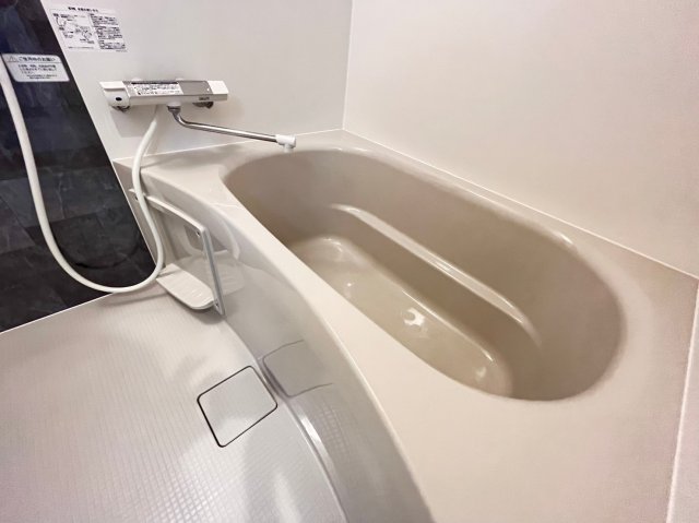 バス・シャワールーム　詳細は、RISUMO江坂本店までお問合せください♪