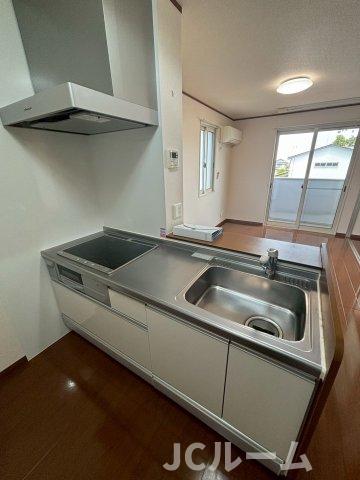 キッチン　※別のお部屋の参考写真です