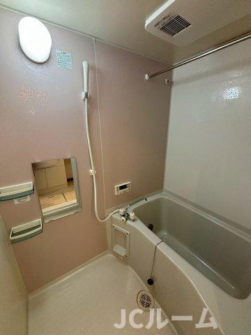 バス・シャワールーム　※別のお部屋の参考写真です