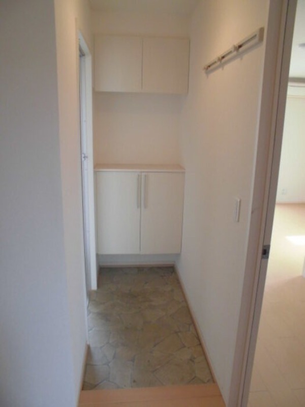 玄関　図面と現状に相違がある場合には現状を優先