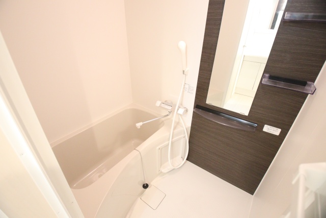 バス・シャワールーム　※別室の参考写真の為、現況優先です。