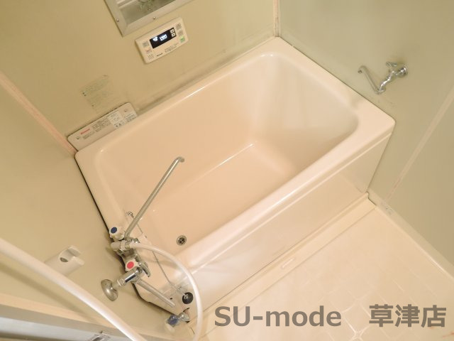 バス・シャワールーム　お風呂です