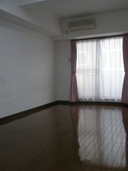 居室・リビング　広々リビング