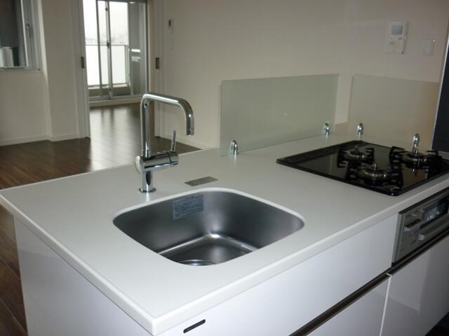 キッチン　システムキッチン