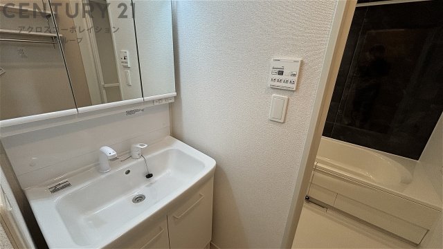 洗面設備　洗髪洗面化粧台付き♪