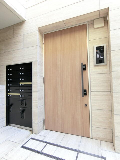 玄関　2023年10月撮影