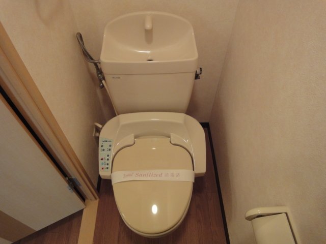 トイレ　シャワー付トイレ