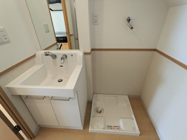 洗面設備　忙しい朝には欠かせない洗面所です