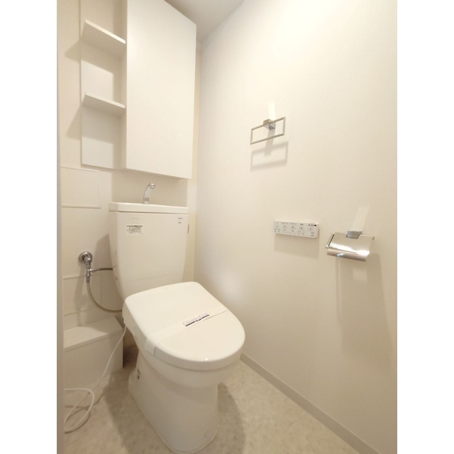 BELISTA横浜弐番館のトイレ写真