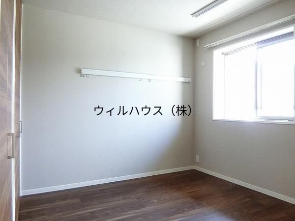 その他部屋・スペース　明るい洋室！