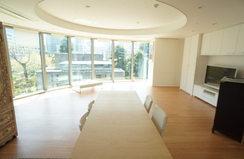 居室・リビング　※別部屋参考写真