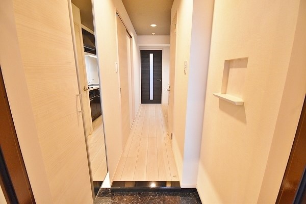 玄関　★来客者からのプライバシーを守る玄関ホール★