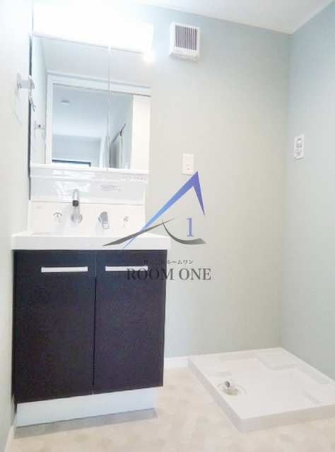 洗面設備　独立洗面台です。