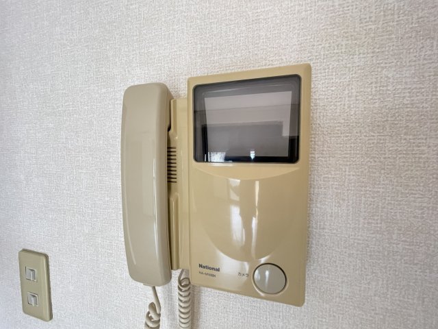 セキュリティ　※同タイプ・別室の写真になります。