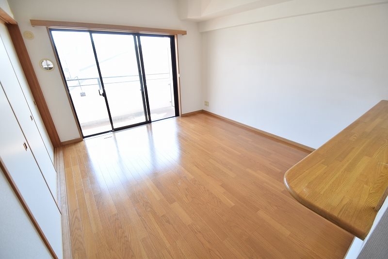 居室・リビング　301号室参考