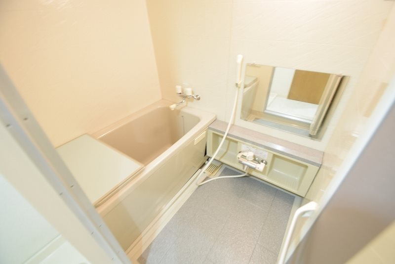 バス・シャワールーム　301号室参考