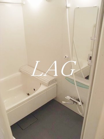 バス・シャワールーム　お風呂です。
